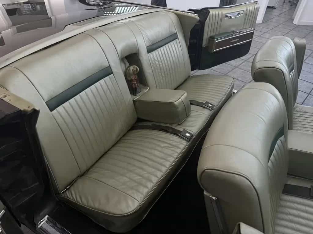 Lincoln Continental 7.6 V8, 462cui, 4 Door Convertible 07/1967-photo-16