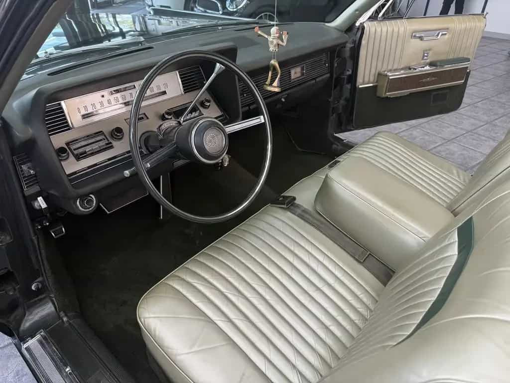 Lincoln Continental 7.6 V8, 462cui, 4 Door Convertible 07/1967-photo-6