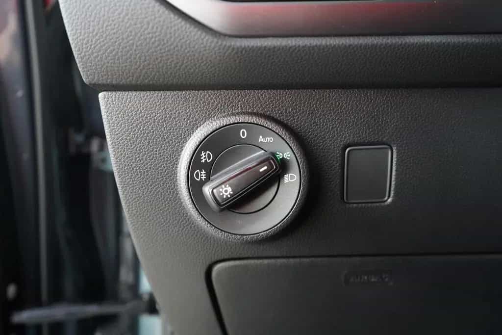 Cupra Ateca 2.0 TSI 4Drive LED Navi ACC Sitzheizung 10/2020-photo-24