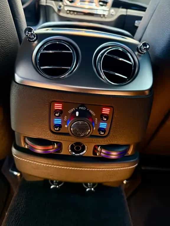 Rolls-Royce Ghost BlackBadge NOVITEC PAKET 706PS 01/2014-photo-11