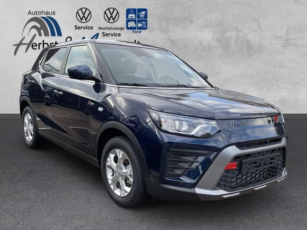 KGM Tivoli 1,5 Benzin NOMAD Automatik 11/2025-photo-1