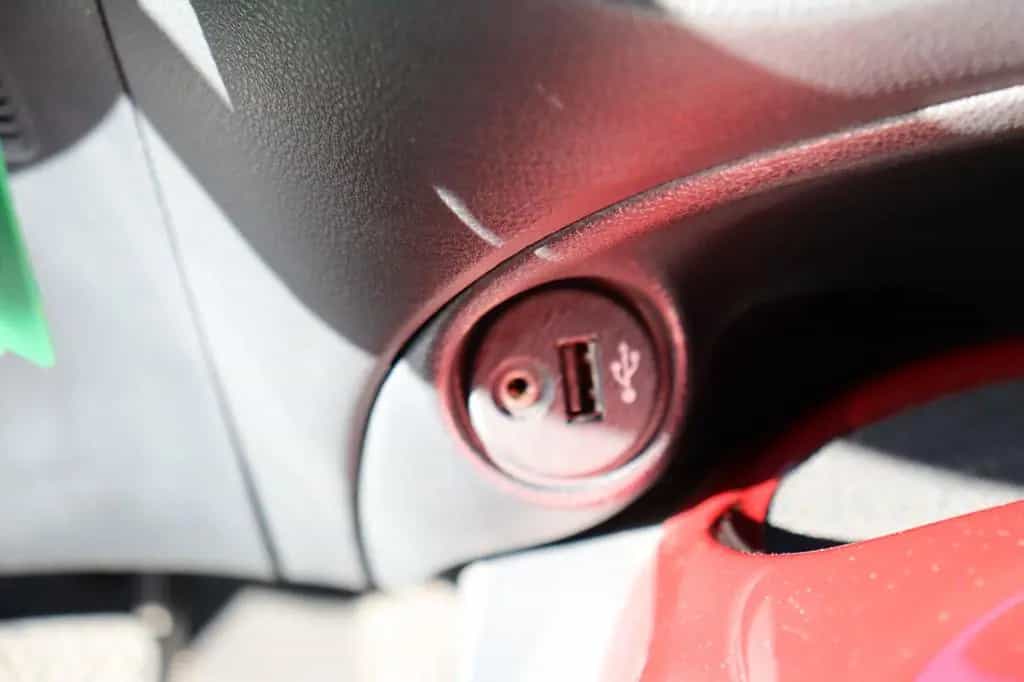 Nissan Juke Acenta 1.6 *Mängel*TÜV-04.27*Auto*Kame*LED* 10/2014-photo-21