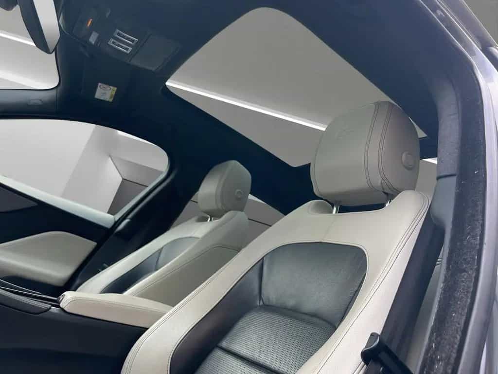 Jaguar F-Pace 30d S LED NAVI PANO LEDER ACC KAMERA 20" 03/2018-photo-15