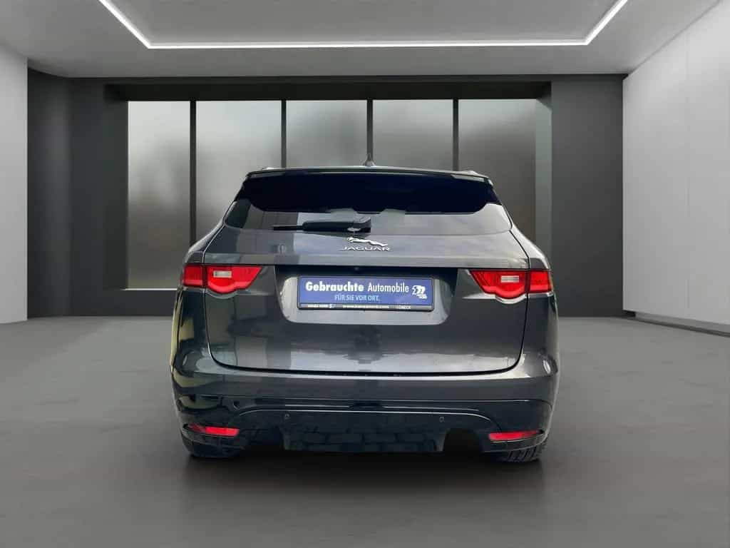 Jaguar F-Pace 30d S LED NAVI PANO LEDER ACC KAMERA 20" 03/2018-photo-5
