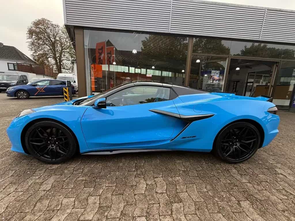 Corvette Z06 C8 3LZ Z06 Cabriolet HEAD-UP/SOUND/21"/BI-COLOR 08/2025-photo-15