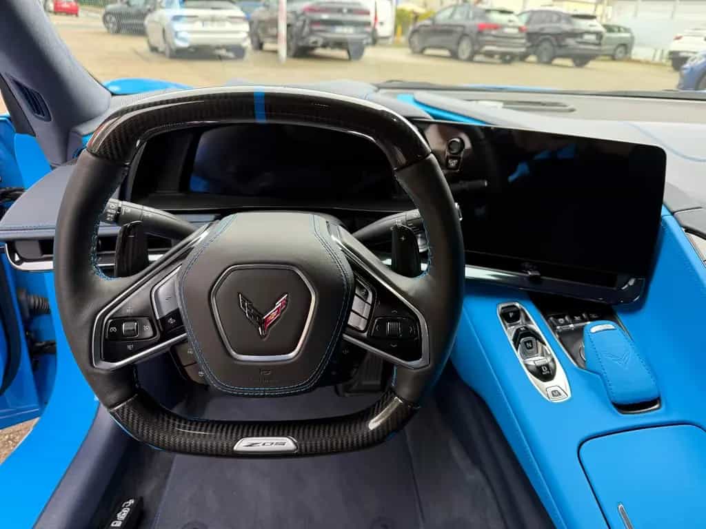 Corvette Z06 C8 3LZ Z06 Cabriolet HEAD-UP/SOUND/21"/BI-COLOR 08/2025-photo-16