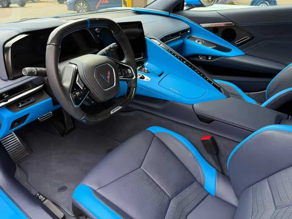 Corvette Z06 C8 3LZ Z06 Cabriolet HEAD-UP/SOUND/21"/BI-COLOR 08/2025-photo-18