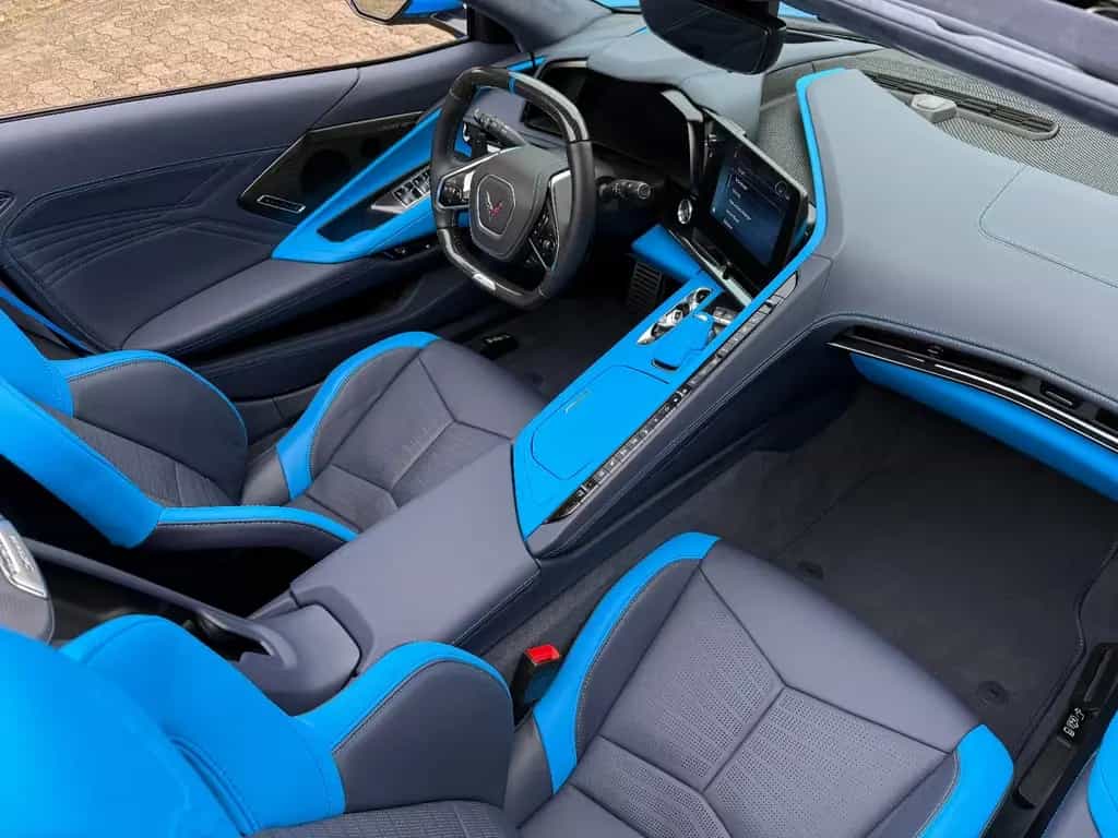 Corvette Z06 C8 3LZ Z06 Cabriolet HEAD-UP/SOUND/21"/BI-COLOR 08/2025-photo-20