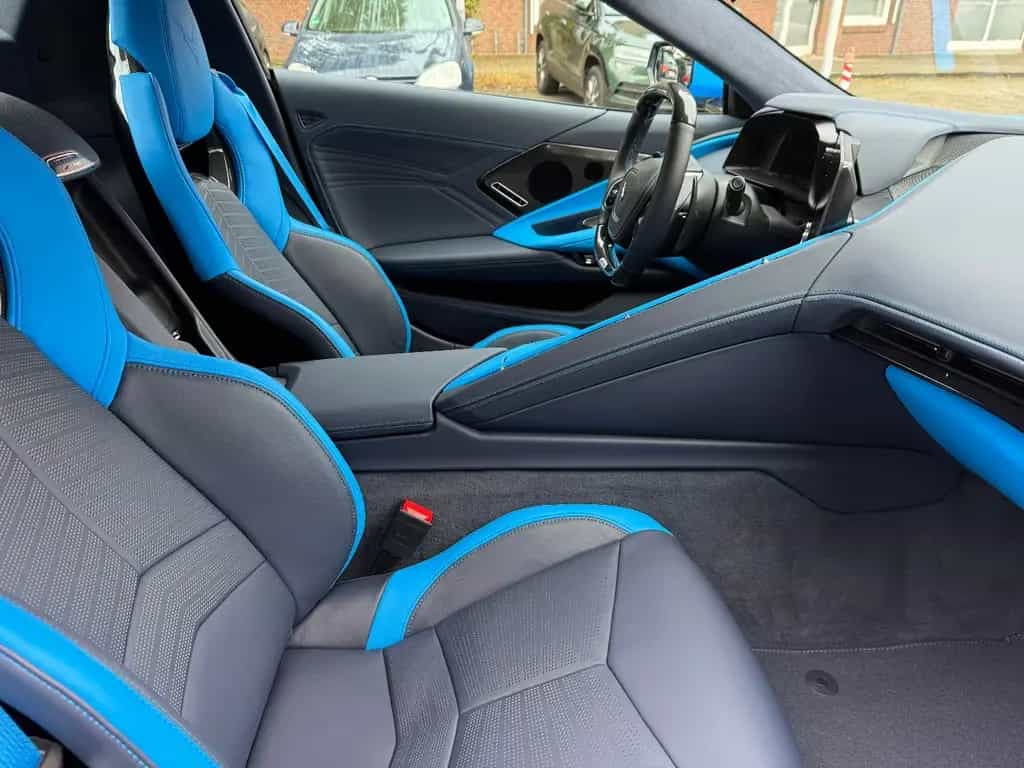 Corvette Z06 C8 3LZ Z06 Cabriolet HEAD-UP/SOUND/21"/BI-COLOR 08/2025-photo-22