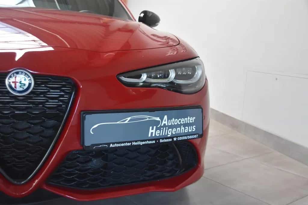 Alfa Romeo Giulia Veloce Q4 LED Navi Leder Kamera ACC D.N.A 03/2024-photo-10