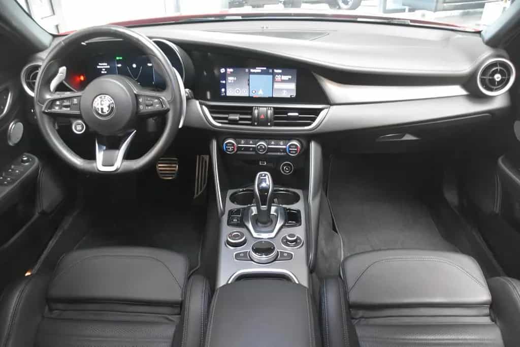 Alfa Romeo Giulia Veloce Q4 LED Navi Leder Kamera ACC D.N.A 03/2024-photo-14