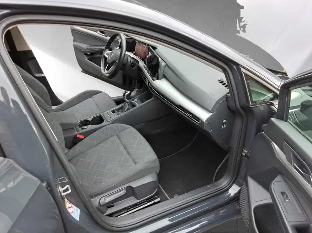 Volkswagen Golf 1.5 TSI ACC,LED,Navi,APP-CON,DAB+ 09/2020-photo-12