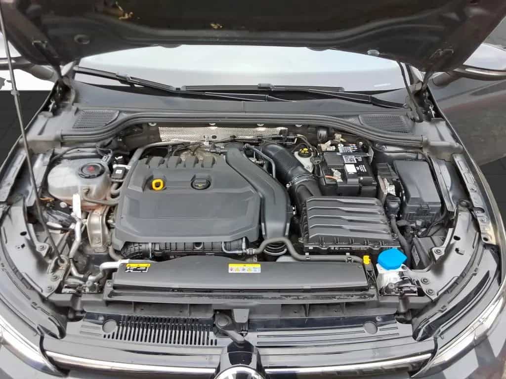 Volkswagen Golf 1.5 TSI ACC,LED,Navi,APP-CON,DAB+ 09/2020-photo-17