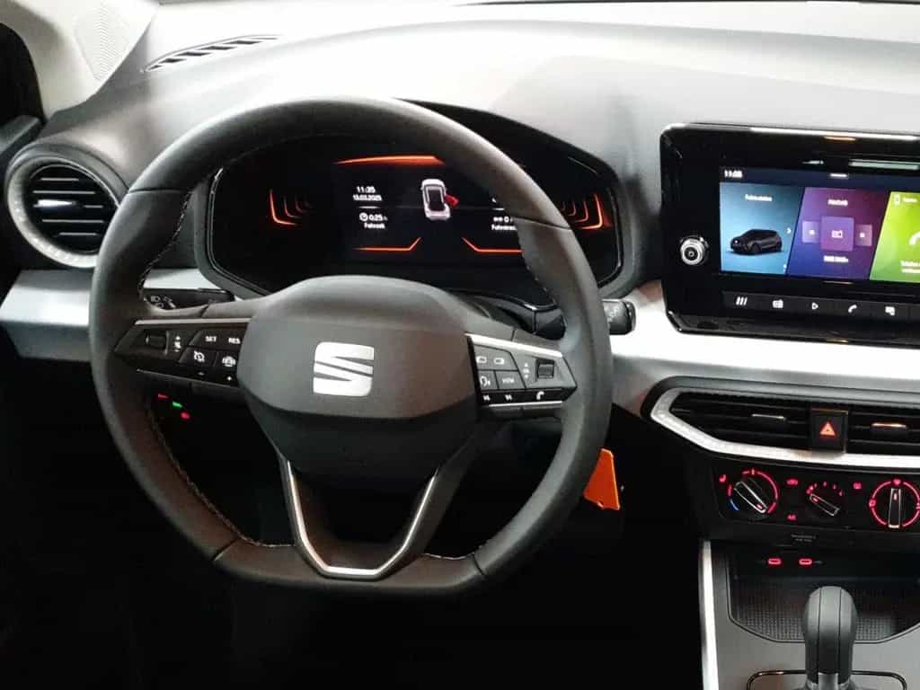 Seat Arona Style 1.0 TSI *Alu*DSG*LED*Winterpaket* 06/2025-photo-12