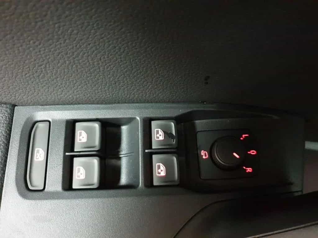 Seat Arona Style 1.0 TSI *Alu*DSG*LED*Winterpaket* 06/2025-photo-18
