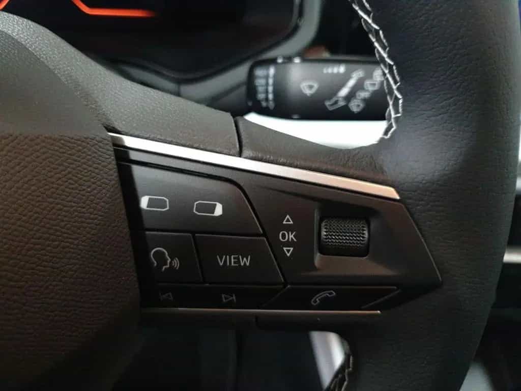 Seat Arona Style 1.0 TSI *Alu*DSG*LED*Winterpaket* 06/2025-photo-22