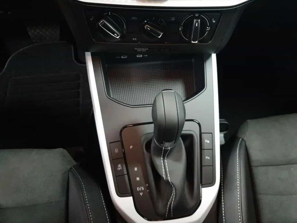 Seat Arona Style 1.0 TSI *Alu*DSG*LED*Winterpaket* 06/2025-photo-23