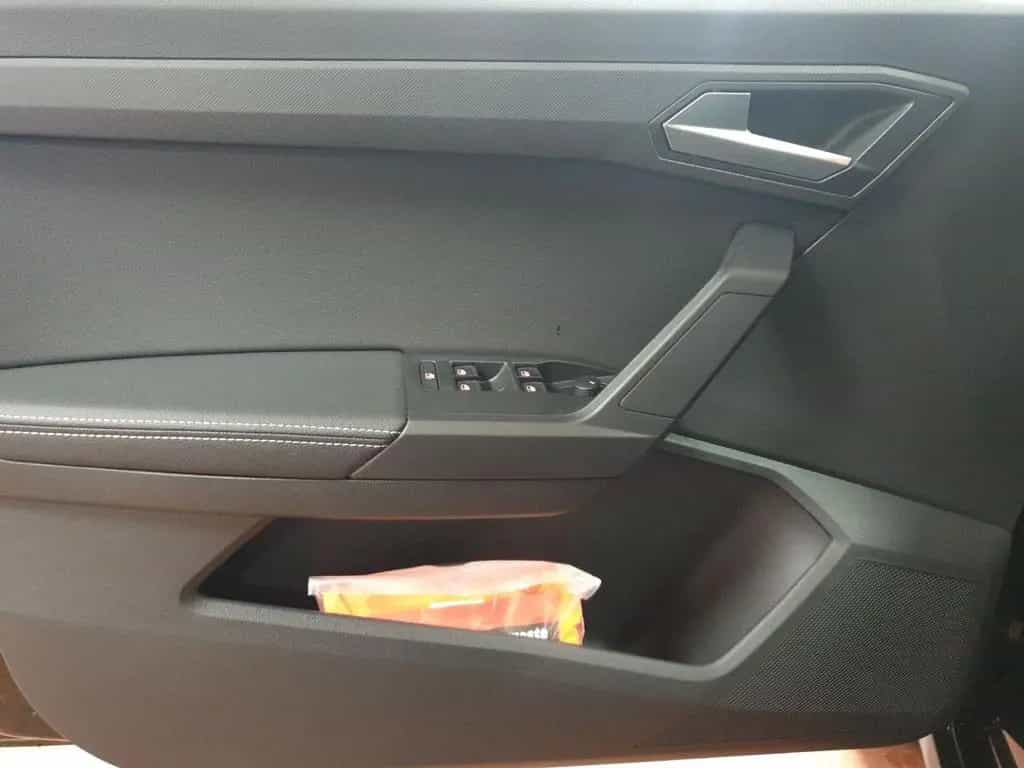 Seat Arona Style 1.0 TSI *Alu*DSG*LED*Winterpaket* 06/2025-photo-8