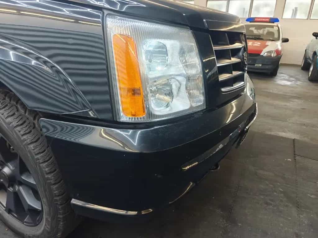 Cadillac Escalade GMT800 6.0 V8 4x4 Klimaautomatik Leder 07/2002-photo-1