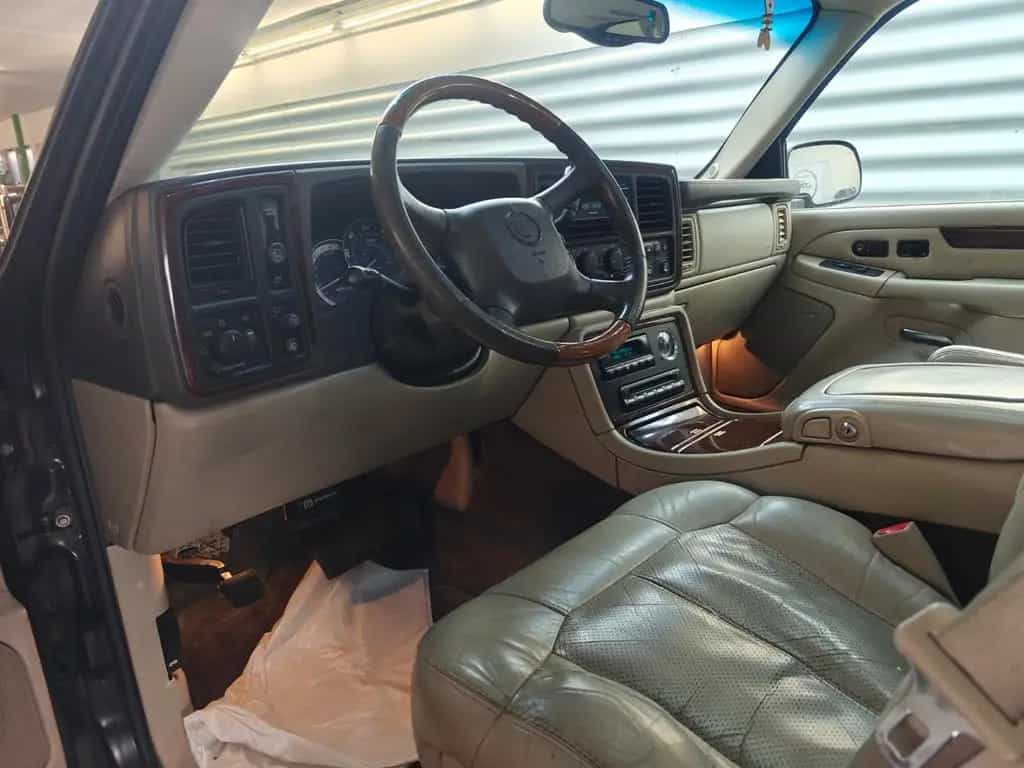 Cadillac Escalade GMT800 6.0 V8 4x4 Klimaautomatik Leder 07/2002-photo-17