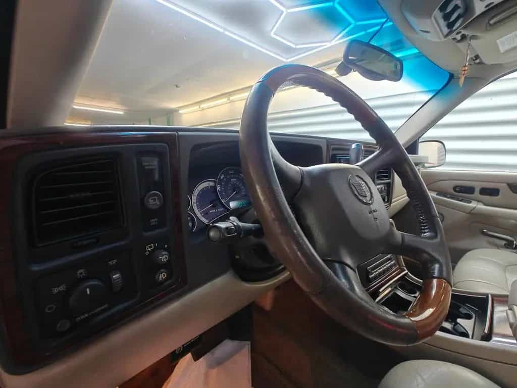 Cadillac Escalade GMT800 6.0 V8 4x4 Klimaautomatik Leder 07/2002-photo-18