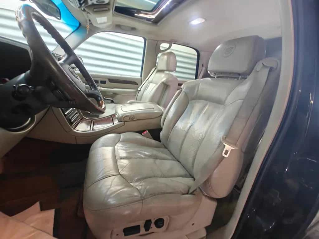 Cadillac Escalade GMT800 6.0 V8 4x4 Klimaautomatik Leder 07/2002-photo-25