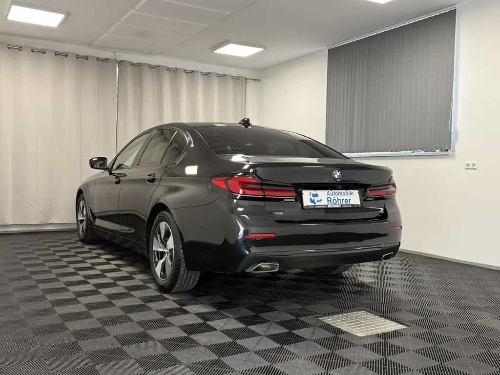BMW 5 Series 520 i Aut. Sport Leder ACC Navi LED Kamera AHK 02/2021-photo-32