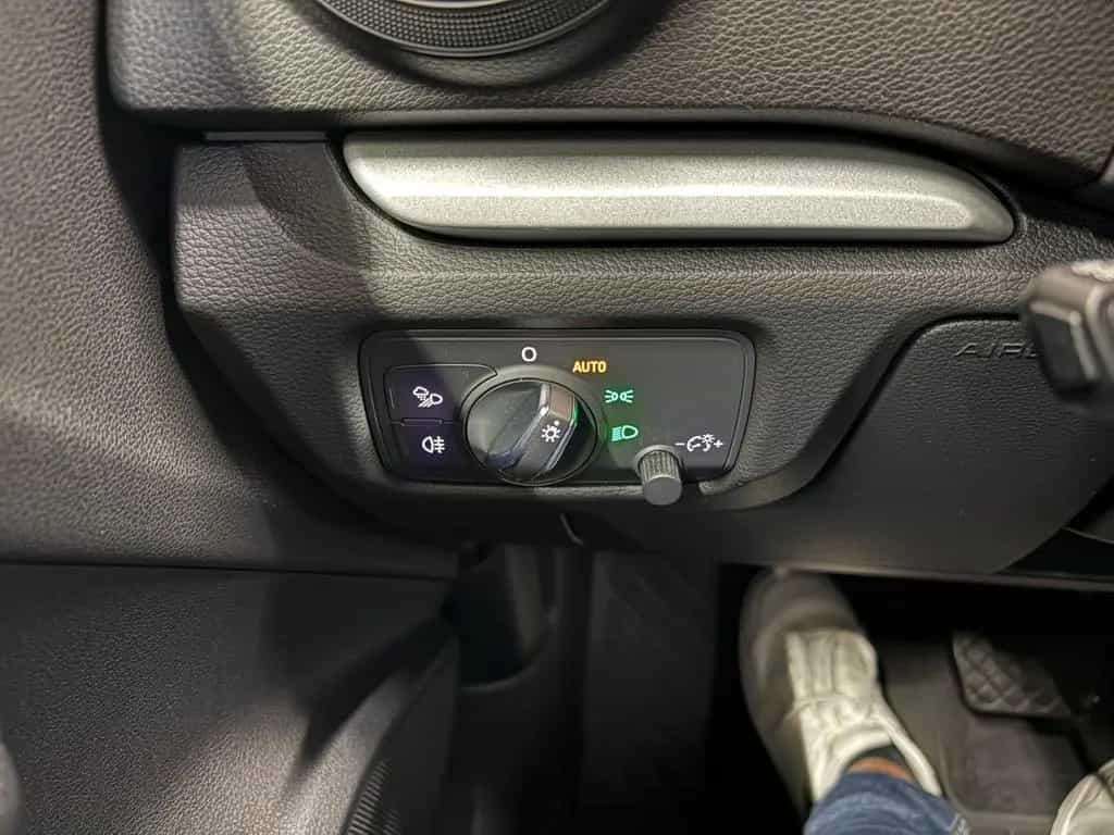 Audi A3 Sportback 35 TFSI TEMP XENON SHZ 03/2019-photo-22