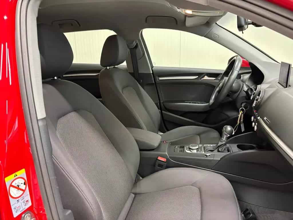 Audi A3 Sportback 35 TFSI TEMP XENON SHZ 03/2019-photo-23