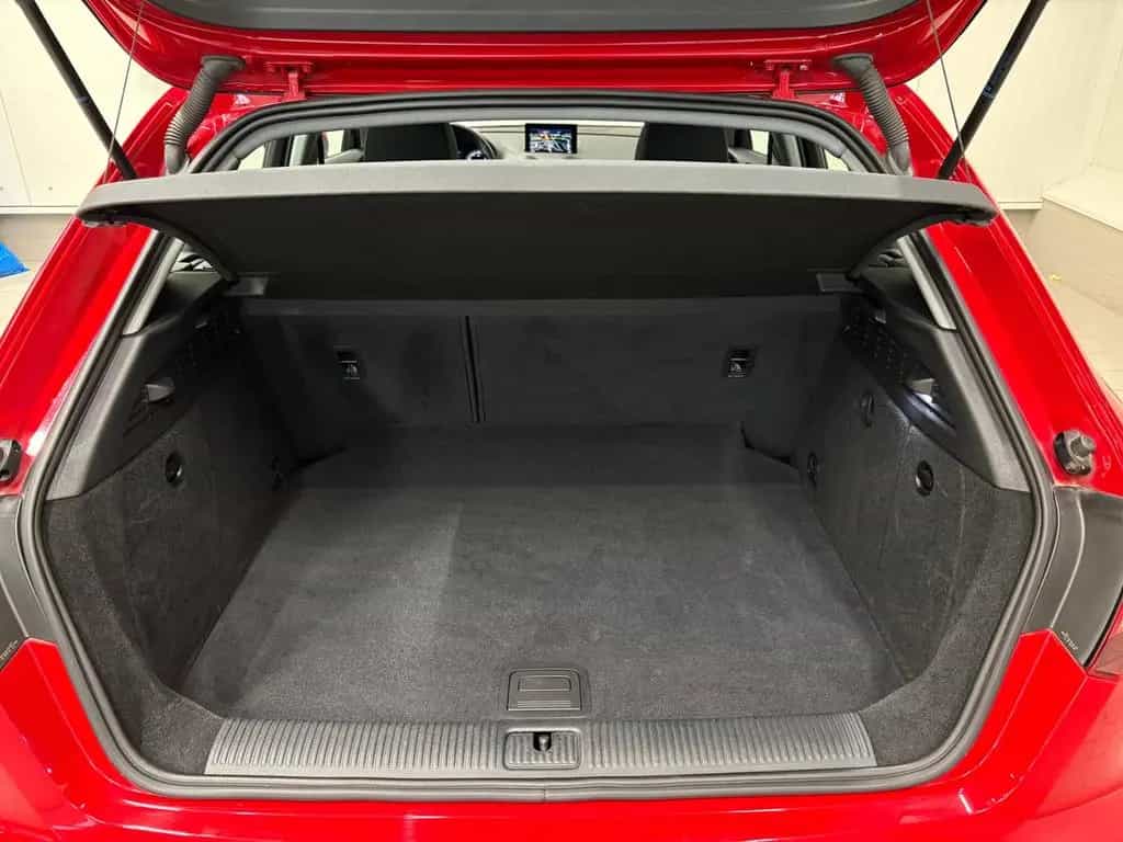 Audi A3 Sportback 35 TFSI TEMP XENON SHZ 03/2019-photo-4