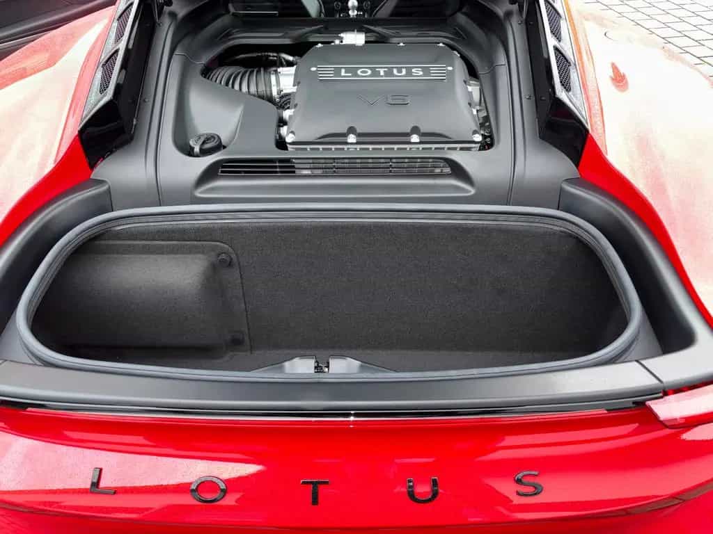Lotus Emira V6 SE, Lotus am Ring by Komo-Tec GmbH null-photo-17