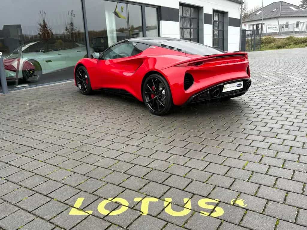Lotus Emira V6 SE, Lotus am Ring by Komo-Tec GmbH null-photo-5