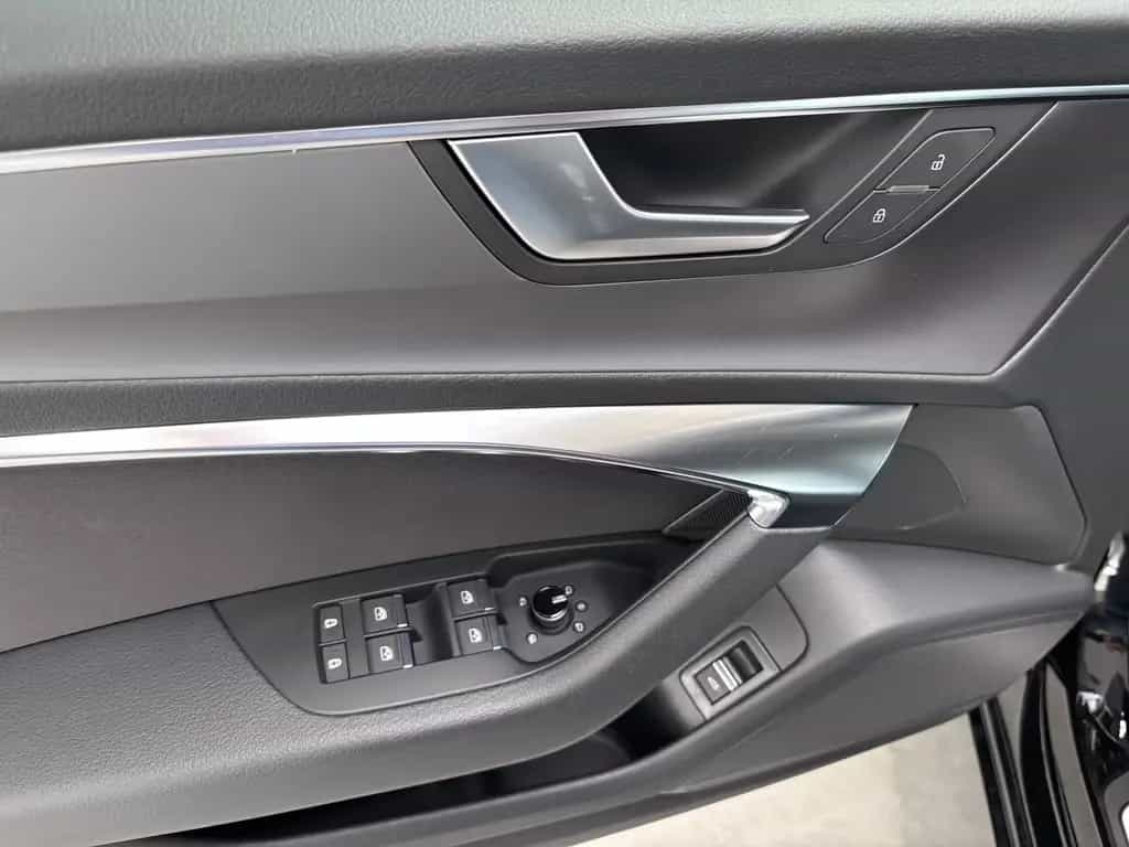 Audi A6 AVANT 35 TDI AUTOMATIK+KLIMA+NAVI+LED+ALU+TÜV 08/2022-photo-22