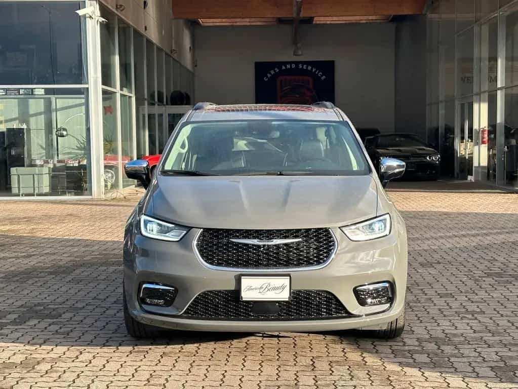 Chrysler Pacifica Limited AWD null-photo-3