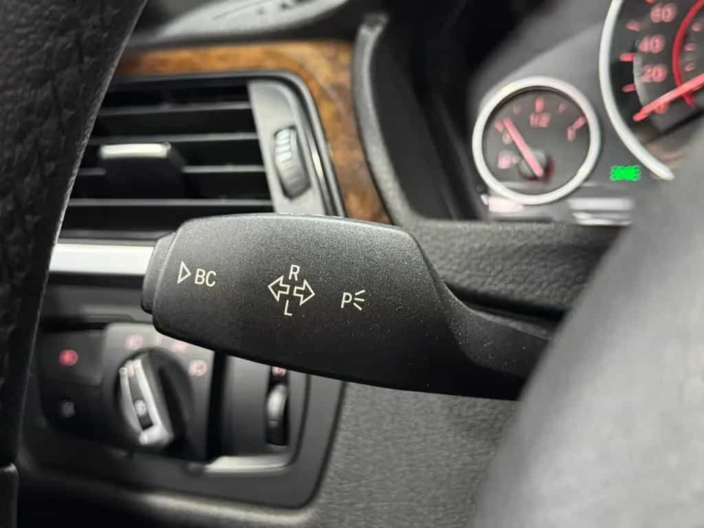 BMW 4 Series 428 iA M Paket BiXEN*KAM*HUD*H&K*SHZ*PARK 02/2015-photo-17