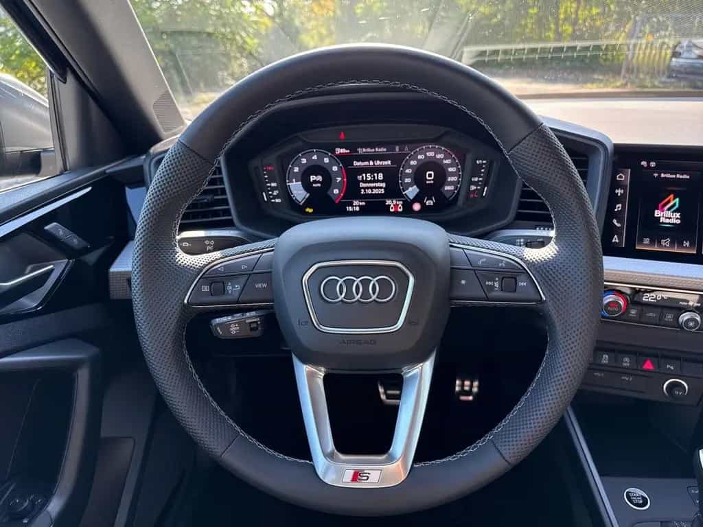 Audi A1 Sportback 40 2.0 TFSI S line DSG, RFK, NAVI 09/2025-photo-8