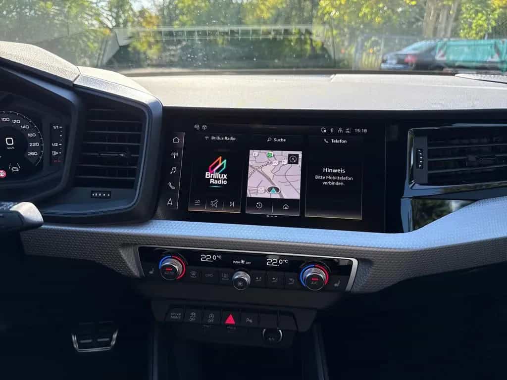 Audi A1 Sportback 40 2.0 TFSI S line DSG, RFK, NAVI 09/2025-photo-9