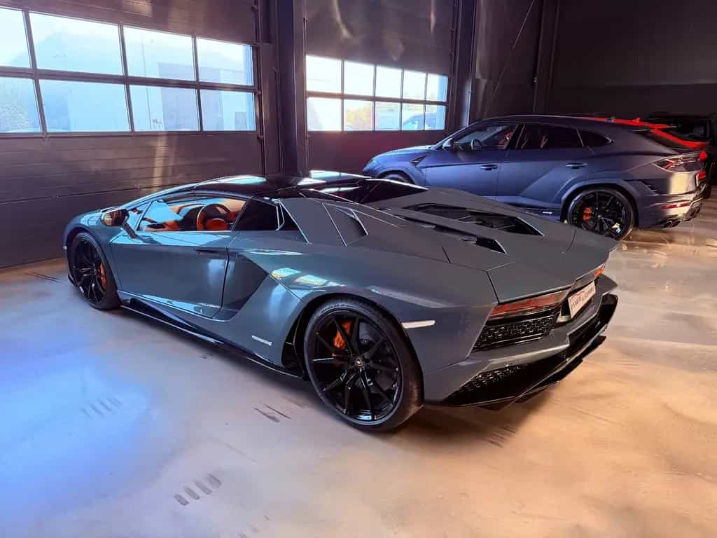 Lamborghini Aventador S Roadster SPECIAL COLOR/ONE OF ONE 06/2018-photo-14