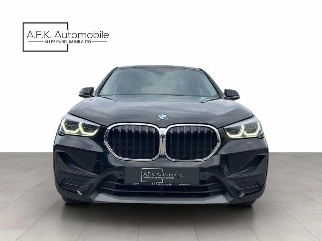 BMW X1 sDrive 18 d | HEAD-UP | RF-KAMERA | CARPLAY | 04/2022-photo-1