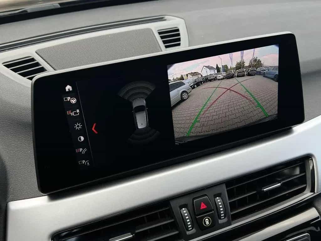 BMW X1 sDrive 18 d | HEAD-UP | RF-KAMERA | CARPLAY | 04/2022-photo-17