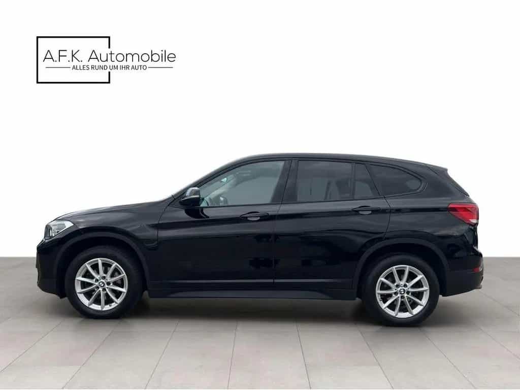 BMW X1 sDrive 18 d | HEAD-UP | RF-KAMERA | CARPLAY | 04/2022-photo-3