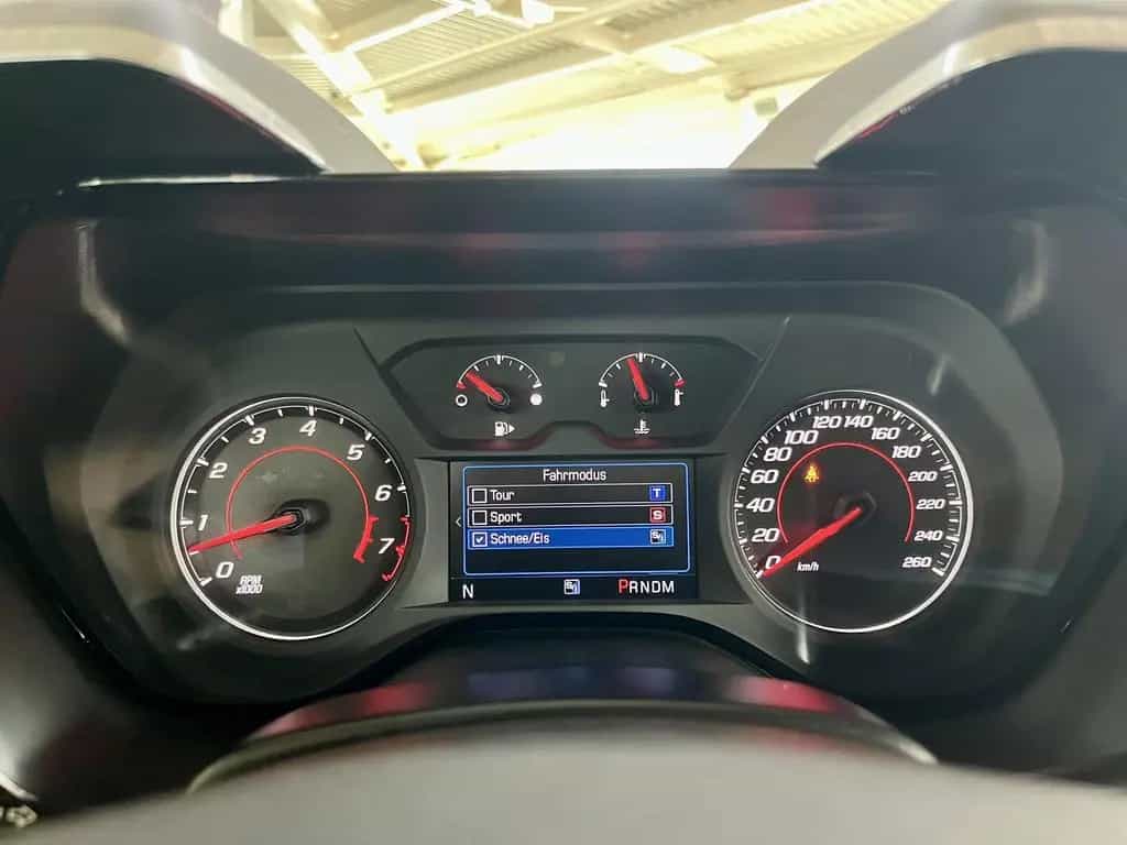 Chevrolet Camaro 6,2 V8 LT1 RS Garantie +Schiebedach +BOSE 04/2023-photo-28
