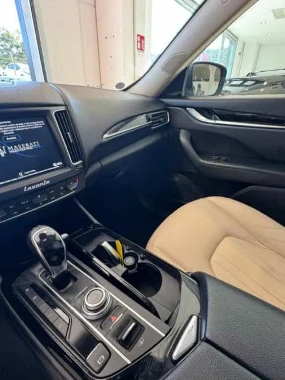 Maserati Levante MASERATI Levante V6 Diesel 250 CV AWD Granlusso 12/2017-photo-11