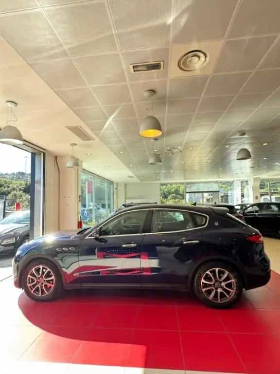 Maserati Levante MASERATI Levante V6 Diesel 250 CV AWD Granlusso 12/2017-photo-2