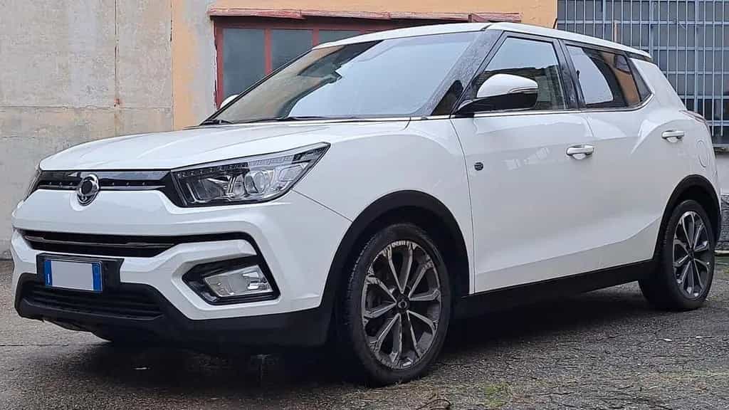 Ssangyong Tivoli 1.6D 4WD DREAM AUTOMATICO 03/2019-photo-1