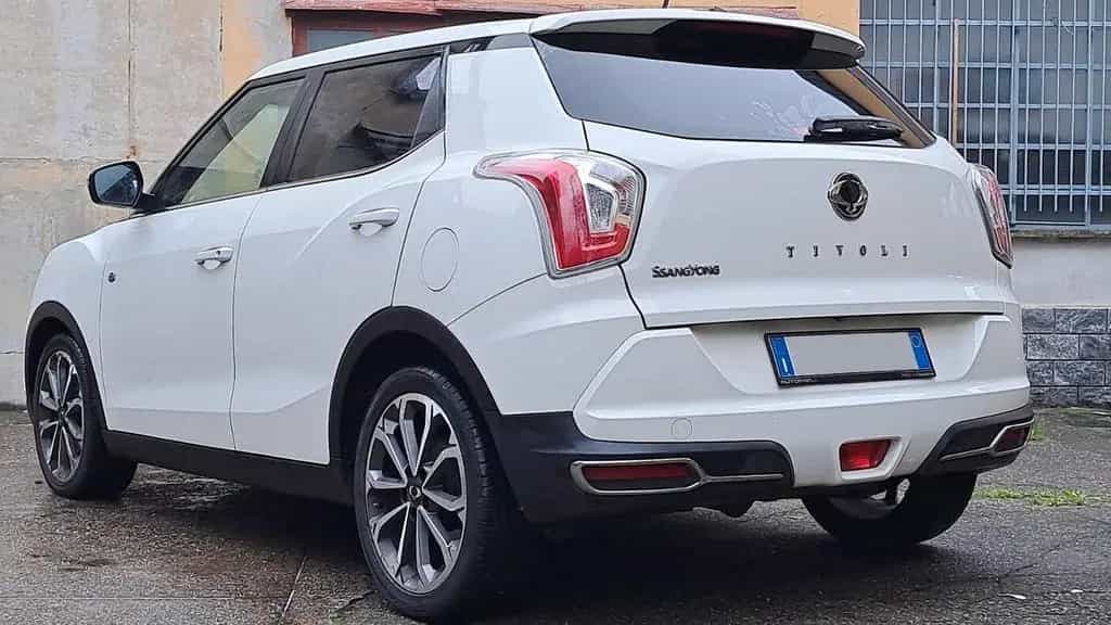 Ssangyong Tivoli 1.6D 4WD DREAM AUTOMATICO 03/2019-photo-2