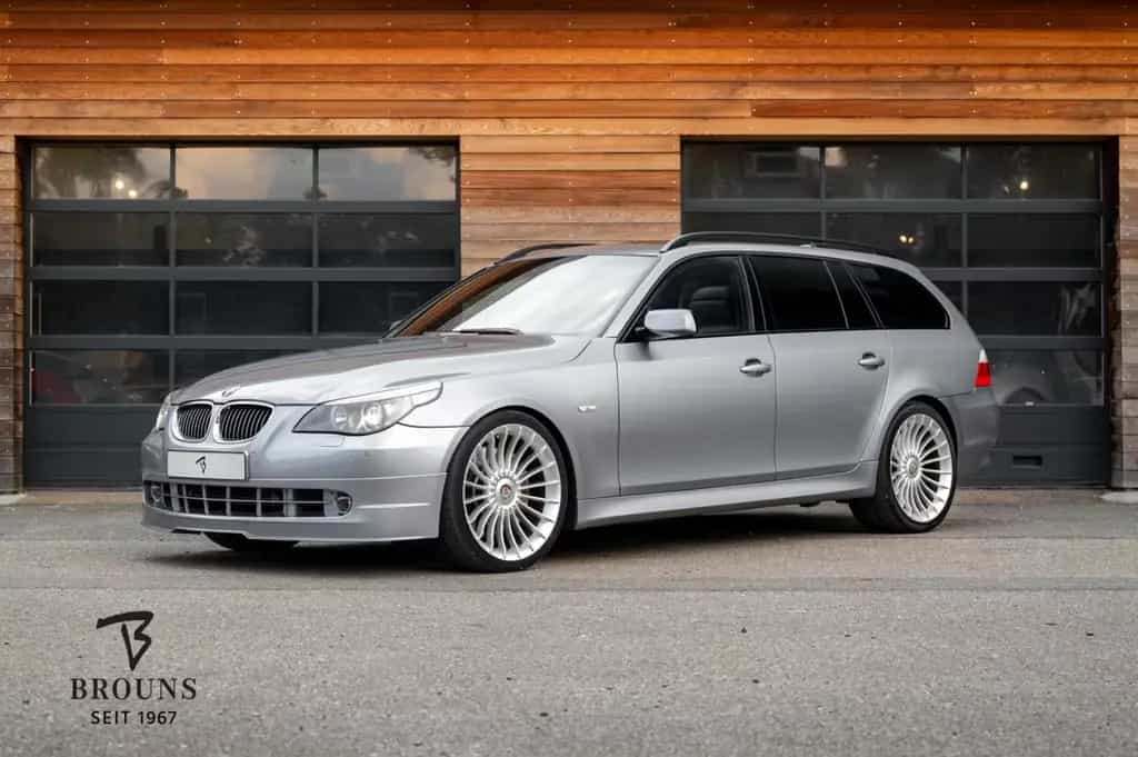 ALPINA B5 4.4 V8 Touring 500PS | AHK | S/H-Dach | 03/2006-photo-0