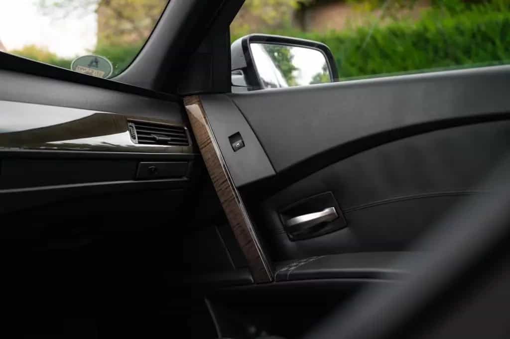 ALPINA B5 4.4 V8 Touring 500PS | AHK | S/H-Dach | 03/2006-photo-19