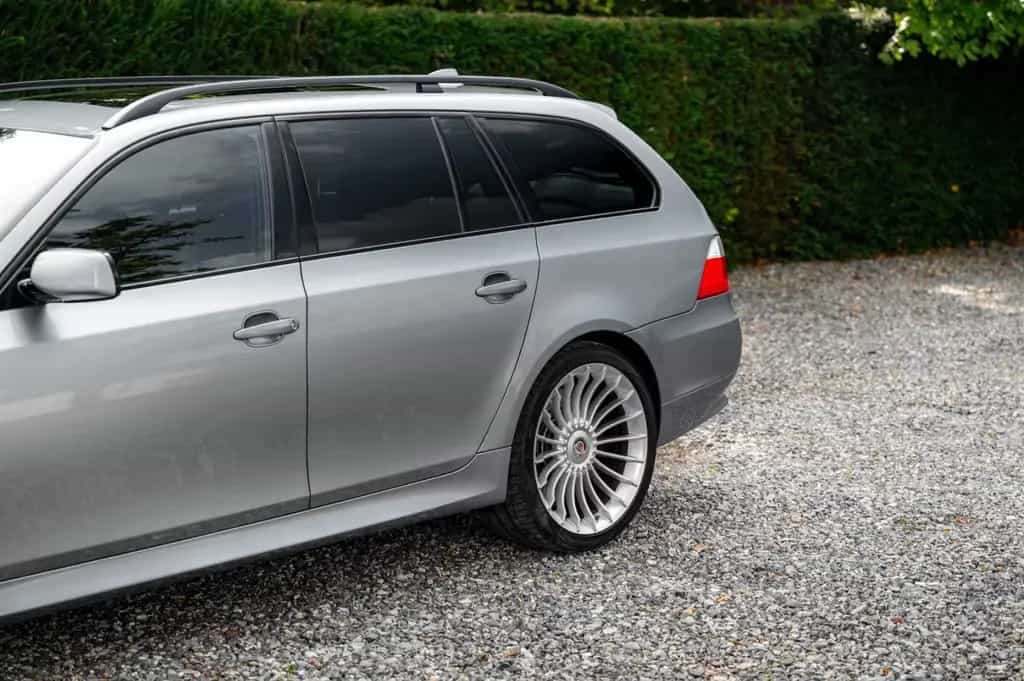 ALPINA B5 4.4 V8 Touring 500PS | AHK | S/H-Dach | 03/2006-photo-25