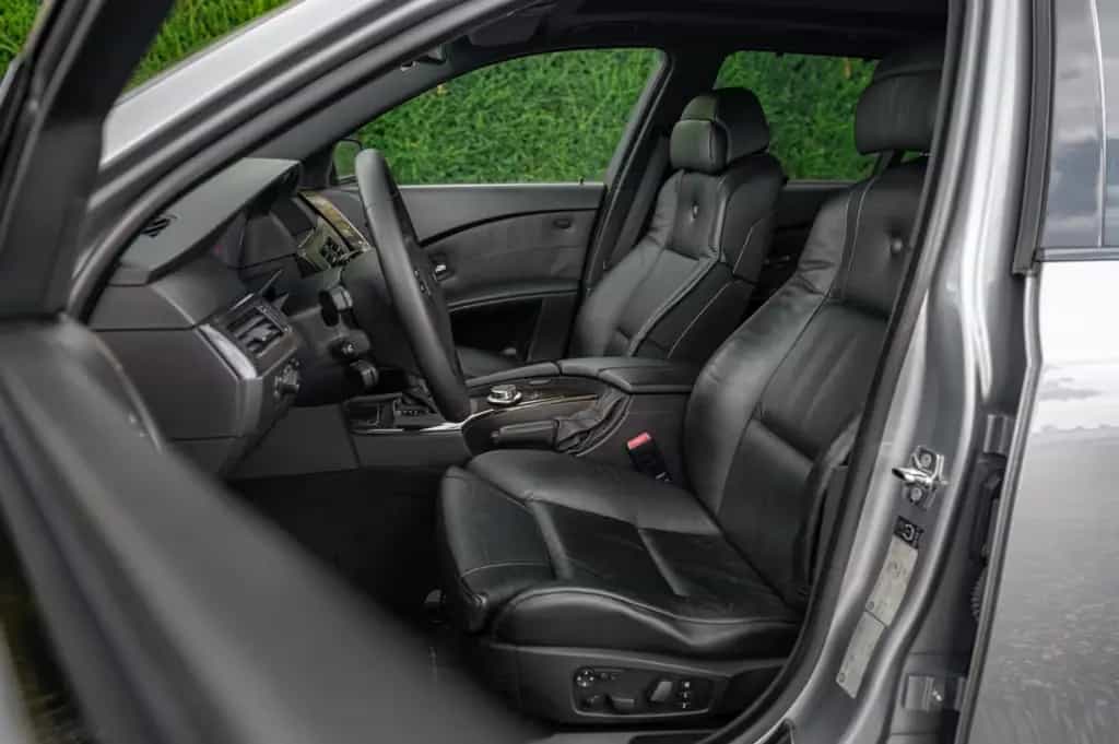 ALPINA B5 4.4 V8 Touring 500PS | AHK | S/H-Dach | 03/2006-photo-4